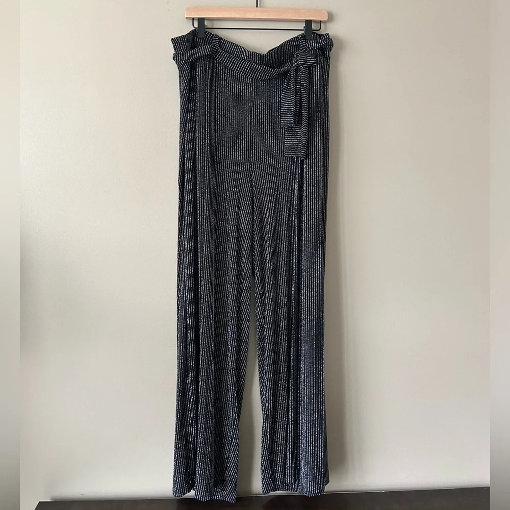 NWT Torrid Wide Leg Black and Silver Glitter Pants Womens 2X - Picture 4 of 15